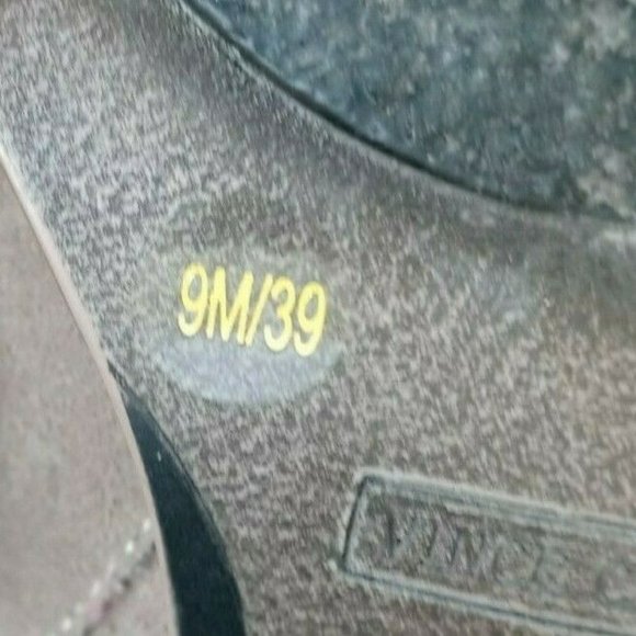 Vince Camuto Tan Suede Tassled Side Zip Wedge Ankle Booties Size 9 M - Picture 8 of 10